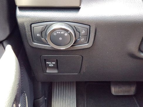 Used 2020 Ford Expedition XLT RWD image 18