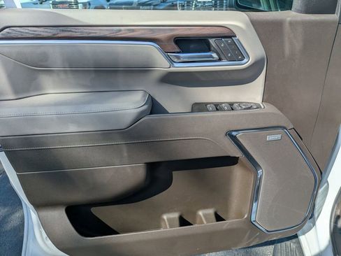 New 2026 GMC Sierra 1500 SLT w/ SLT Premium Plus Package image 14