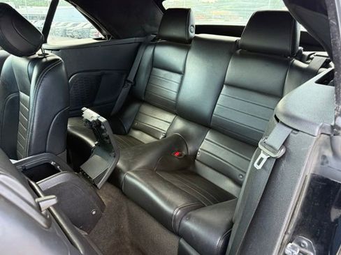 Used 2013 Ford Mustang GT Premium w/ Security Pkg RWD image 10