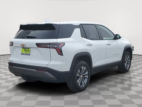 New 2026 Chevrolet Equinox LT image 3