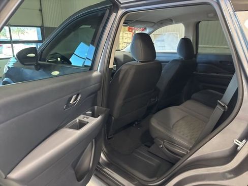 New 2026 Nissan Pathfinder SV image 12