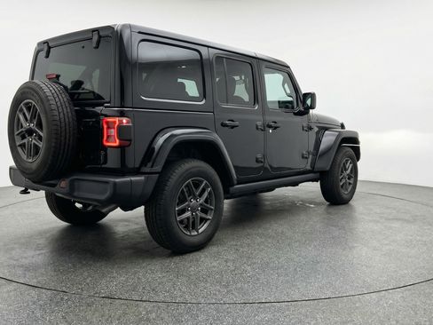 Used 2025 Jeep Wrangler Unlimited Sport AWD/4WD image 9