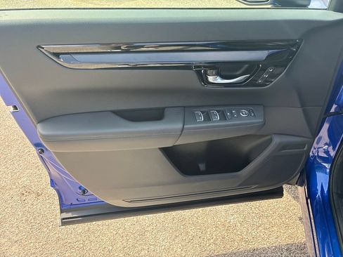 Used 2025 Honda CR-V EX-L image 10