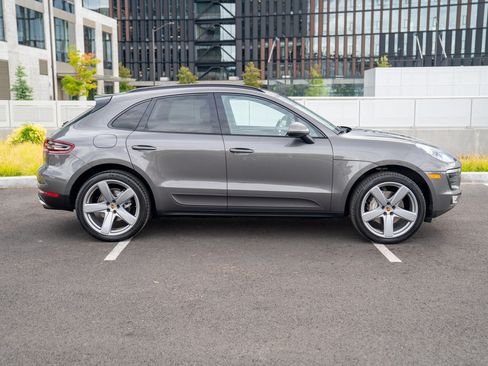 Used 2017 Porsche Macan S AWD/4WD image 8