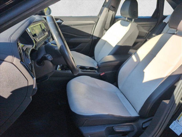 Used 2020 Volkswagen Jetta R-Line w/ R-Line Cold Weather Package FWD image 11