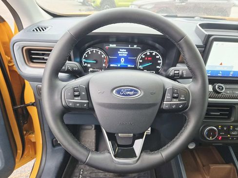 Used 2023 Ford Maverick Lariat w/ Lariat Luxury Package image 22