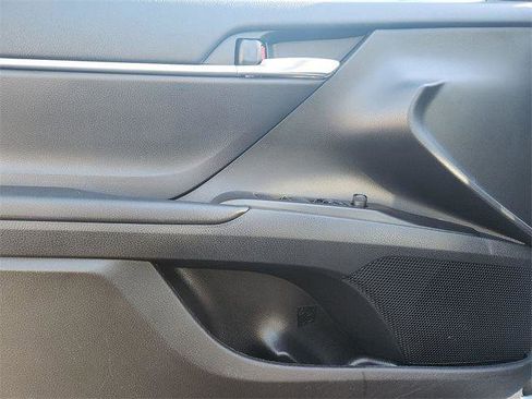 Used 2023 Toyota Camry LE image 12