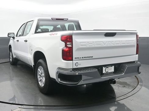 Used 2024 Chevrolet Silverado 1500 W/T w/ Trailering Package AWD/4WD image 4