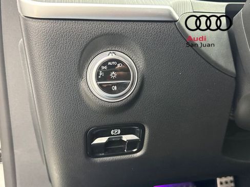 Used 2024 Mercedes-Benz C 300 Sedan image 17