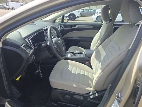 Used 2018 Ford Fusion S FWD image 7
