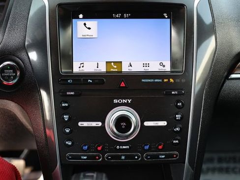 Used 2019 Ford Explorer Limited w/ Class III Trailer Tow Package image 29