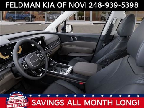 New 2026 Kia Carnival EX image 17