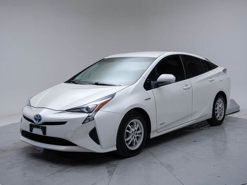Used 2016 Toyota Prius Two image 25
