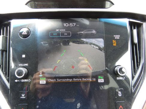 Used 2020 Subaru Outback Touring AWD/4WD image 23