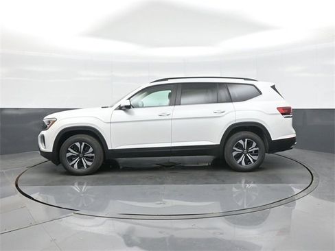 New 2026 Volkswagen Atlas SE image 4