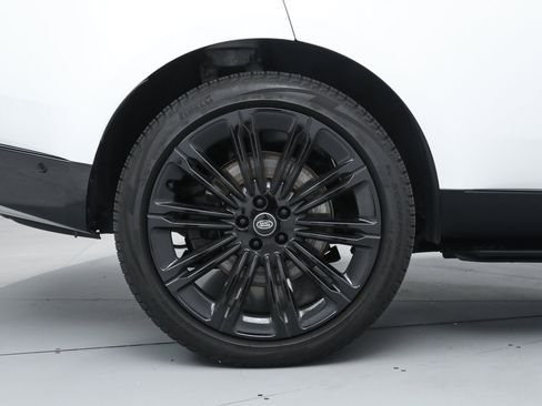 Used 2024 Land Rover Range Rover SE AWD/4WD image 35