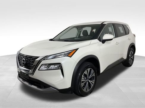 Used 2023 Nissan Rogue SV image 5