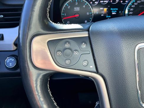 Used 2020 GMC Yukon XL Denali w/ Open Road Package AWD/4WD image 11