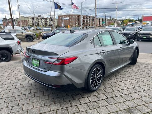 New 2026 Toyota Camry XLE image 5