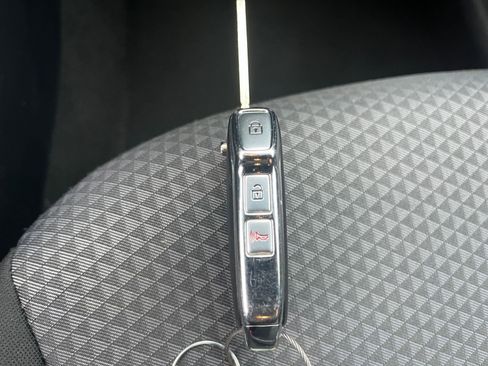 Used 2025 Kia Soul LX w/ LX Technology Package image 21