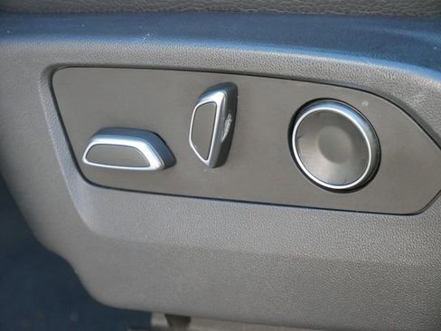 Used 2024 GMC Sierra 2500 Denali image 13