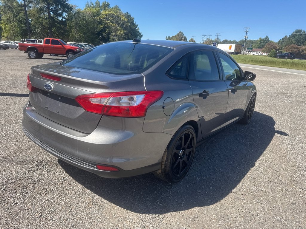 Used 2012 Ford Focus S FWD image 5