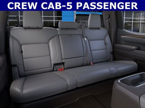 New 2026 GMC Sierra 1500 SLT image 9