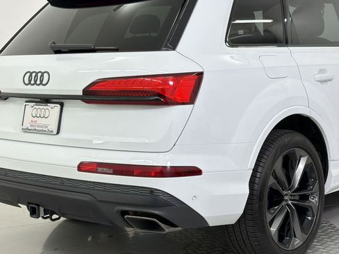 Used 2025 Audi Q7 3.0T Premium Plus AWD/4WD image 25