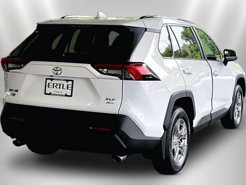 Used 2023 Toyota RAV4 XLE w/ Convenience Package AWD/4WD image 5