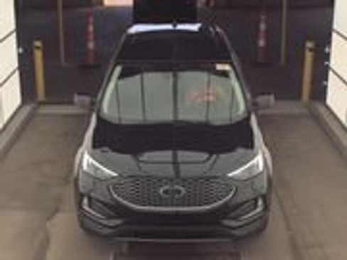 Used 2024 Ford Edge SEL w/ Convenience Package AWD/4WD image 2