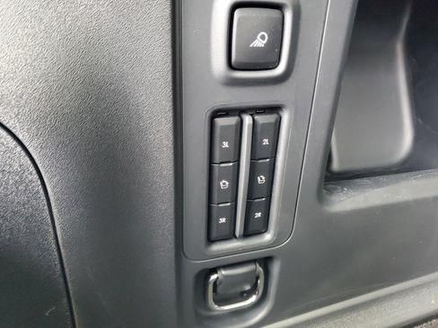 New 2025 Lincoln Navigator L Reserve image 33