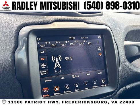 Used 2021 Jeep Renegade Limited AWD/4WD image 8