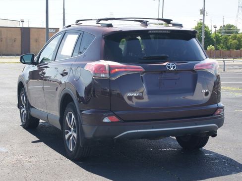 Used 2017 Toyota RAV4 XLE FWD image 17