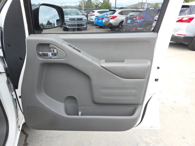 Used 2017 Nissan Frontier SV w/ SV Value Truck Package RWD image 23