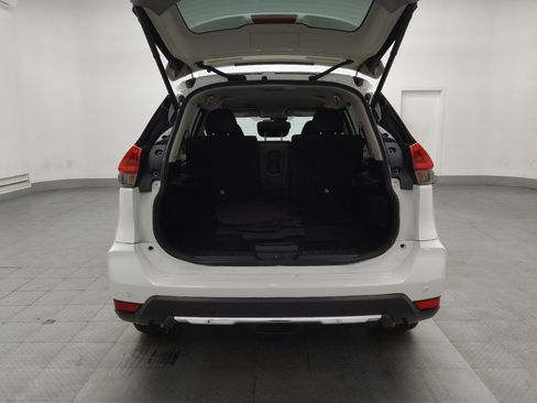 Used 2019 Nissan Rogue SV image 29