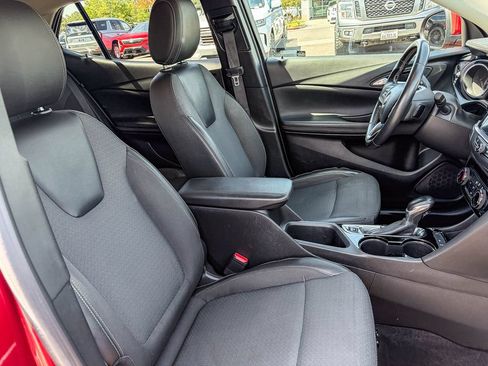 Used 2023 Buick Encore GX Preferred FWD image 37