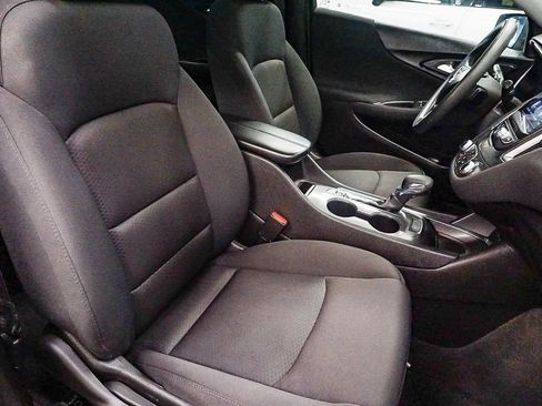 Used 2024 Chevrolet Malibu LT image 16