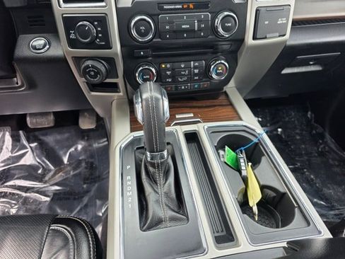 Used 2016 Ford F150 Lariat image 24