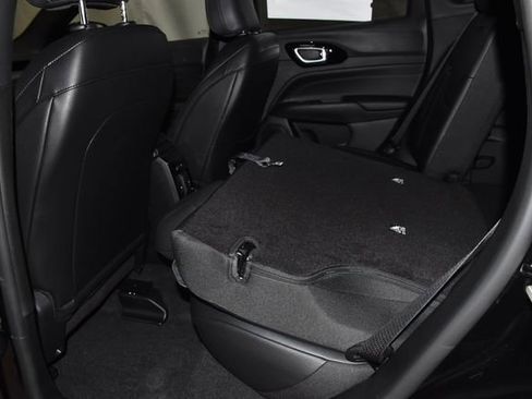 New 2026 Jeep Compass Limited image 27