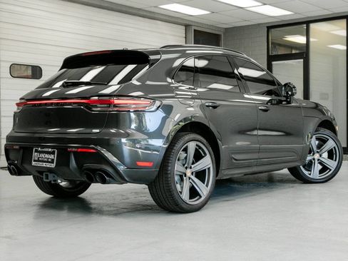 Used 2022 Porsche Macan S AWD/4WD image 34