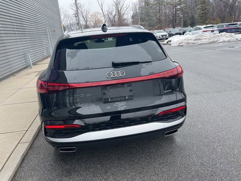 Certified 2025 Audi Q5 2.0T Premium Plus w/ Premium Plus image 26