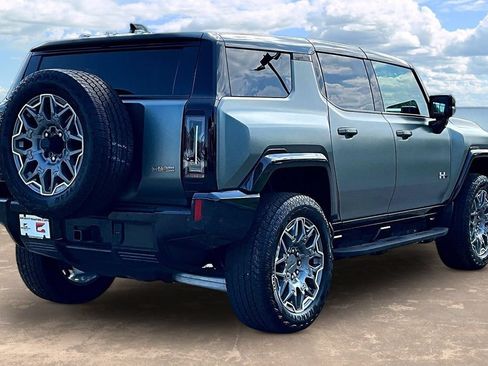 Used 2024 GMC Hummer EV 3X AWD/4WD image 4