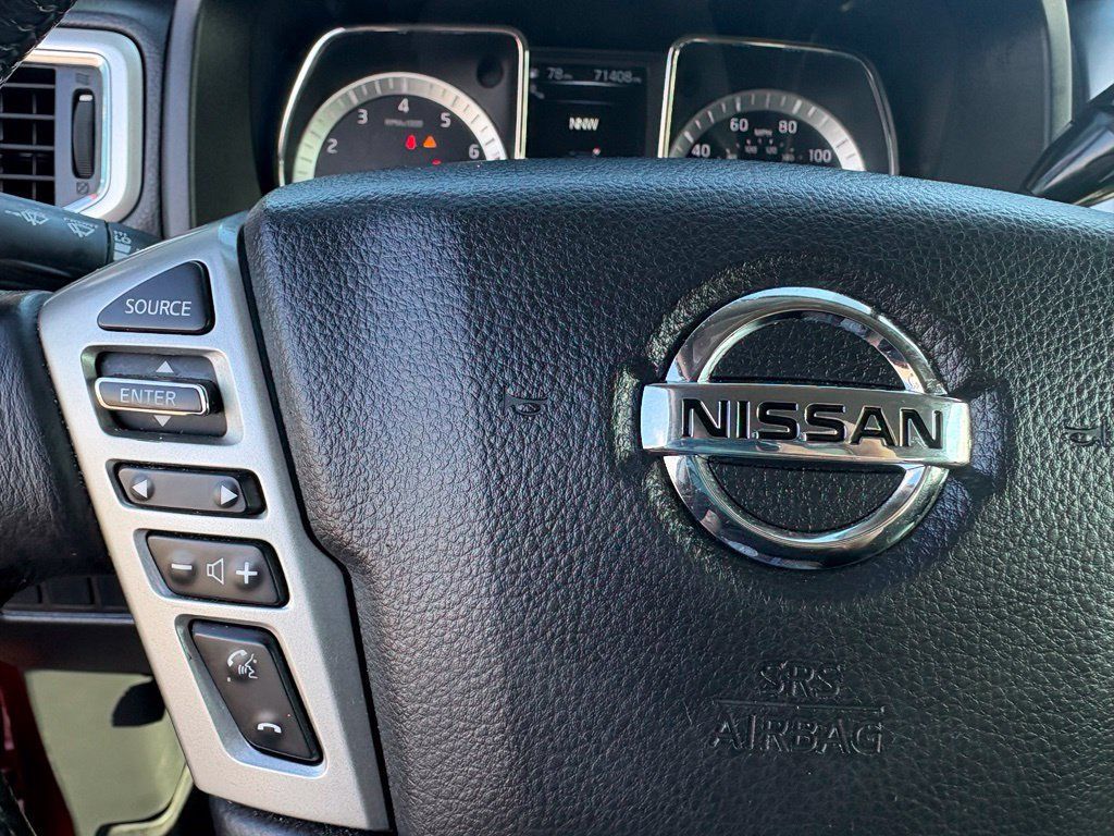 Used 2018 Nissan Titan SV w/ SV Convenience Package RWD image 19