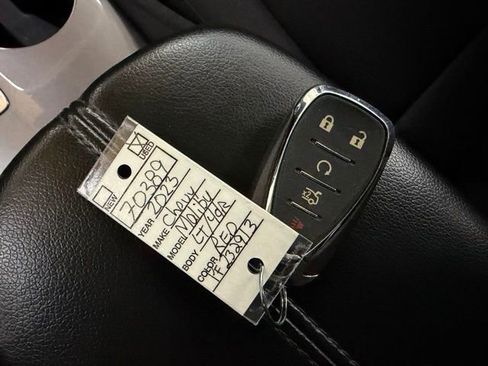Used 2023 Chevrolet Malibu LT FWD image 44