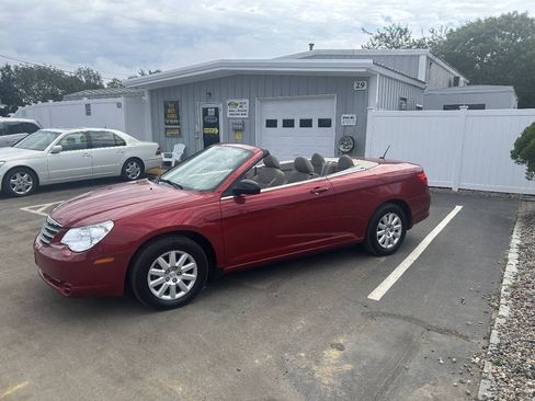 Used 2008 Chrysler Sebring LX w/ Convenience Group FWD image 10