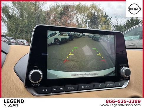 Used 2022 Nissan Sentra SV w/ SV Premium Package image 22