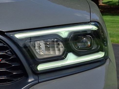 Certified 2022 Dodge Durango R/T w/ Tow 'N Go Package AWD/4WD image 9