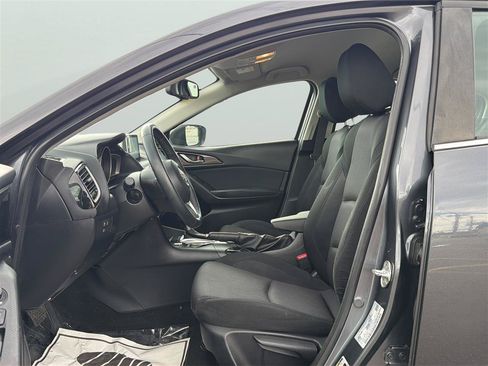 Used 2015 MAZDA MAZDA3 i Touring FWD image 11