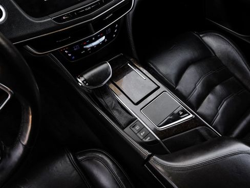 Used 2018 Cadillac CT6 Platinum AWD/4WD image 30