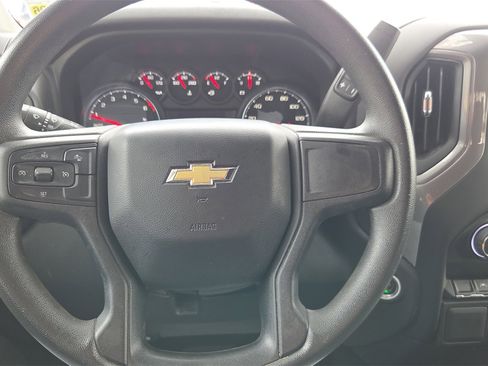 Used 2022 Chevrolet Silverado 1500 Custom image 12